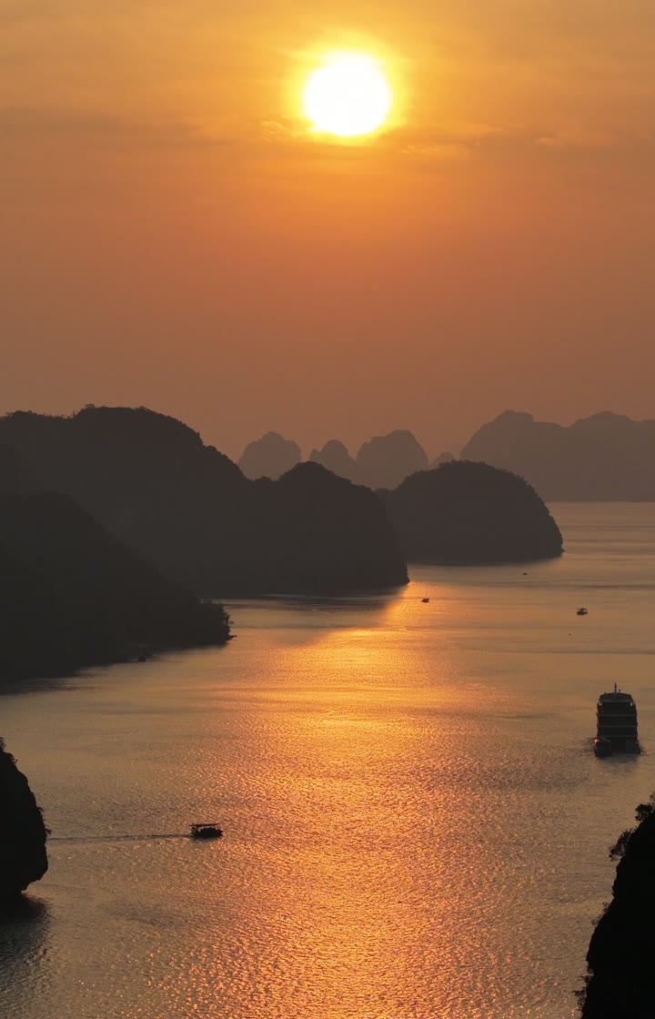 Ha Long Bay, Vietnam